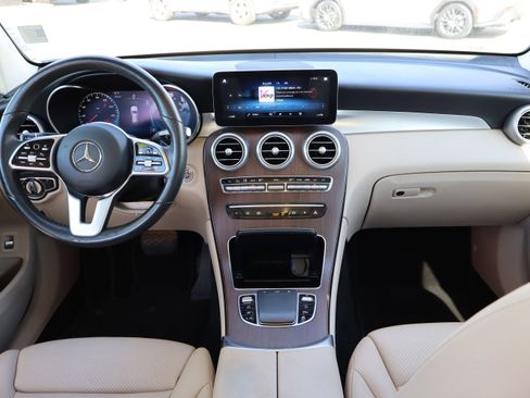 Used 2022 Mercedes-Benz GLC 300 4MATIC image 14