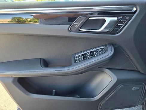 New 2026 Porsche Macan AWD/4WD image 20
