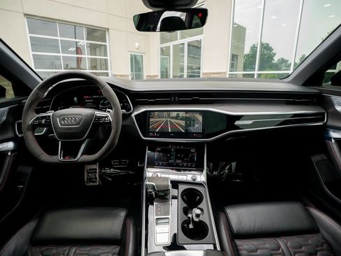 Used 2022 Audi RS 6 AWD/4WD image 57