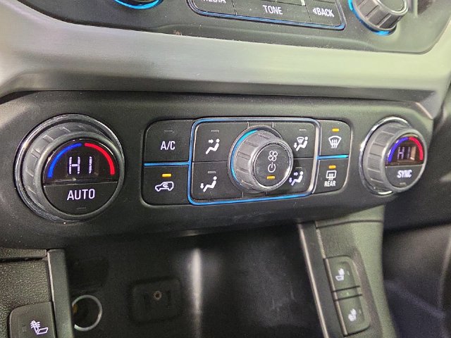 Used 2019 GMC Acadia SLT w/ LPO, Floor Liner Package FWD image 21