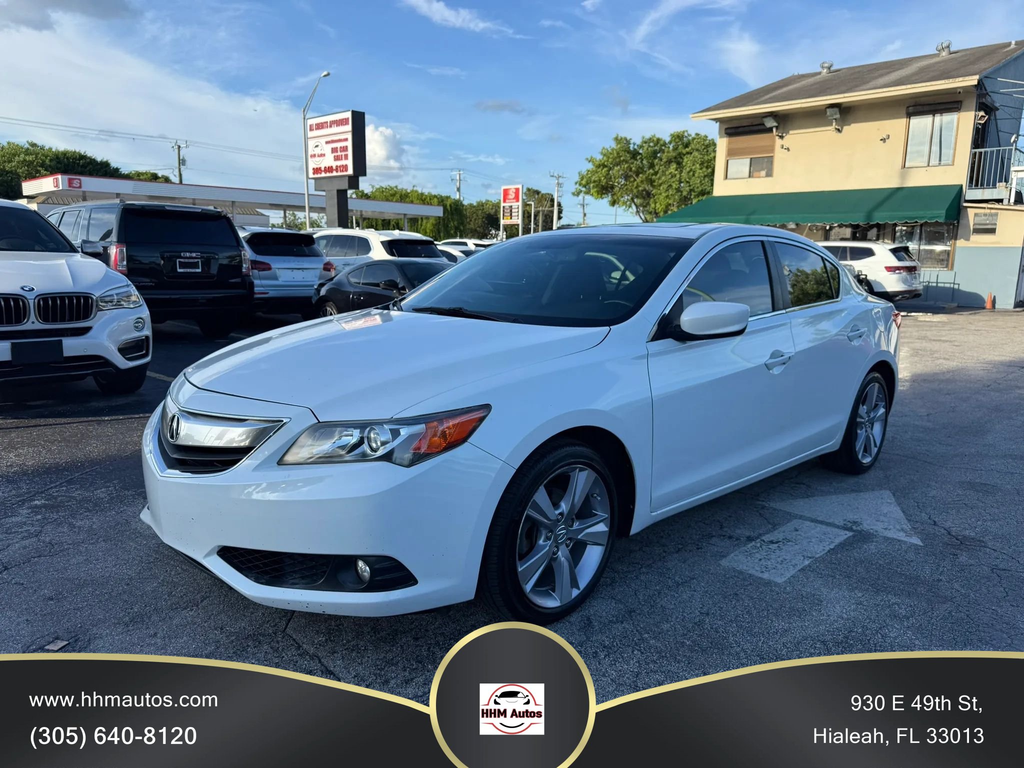 Used 2013 Acura ILX w/ Technology Package FWD image 1