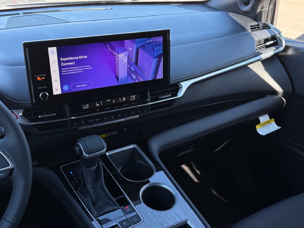 New 2026 Toyota Sienna Limited AWD/4WD image 25