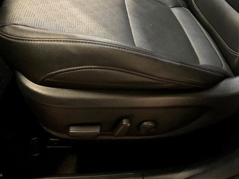 Used 2023 Kia Seltos SX w/ SX Sunroof Package image 17