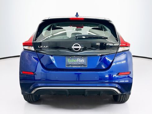 Used 2025 Nissan Leaf S image 7