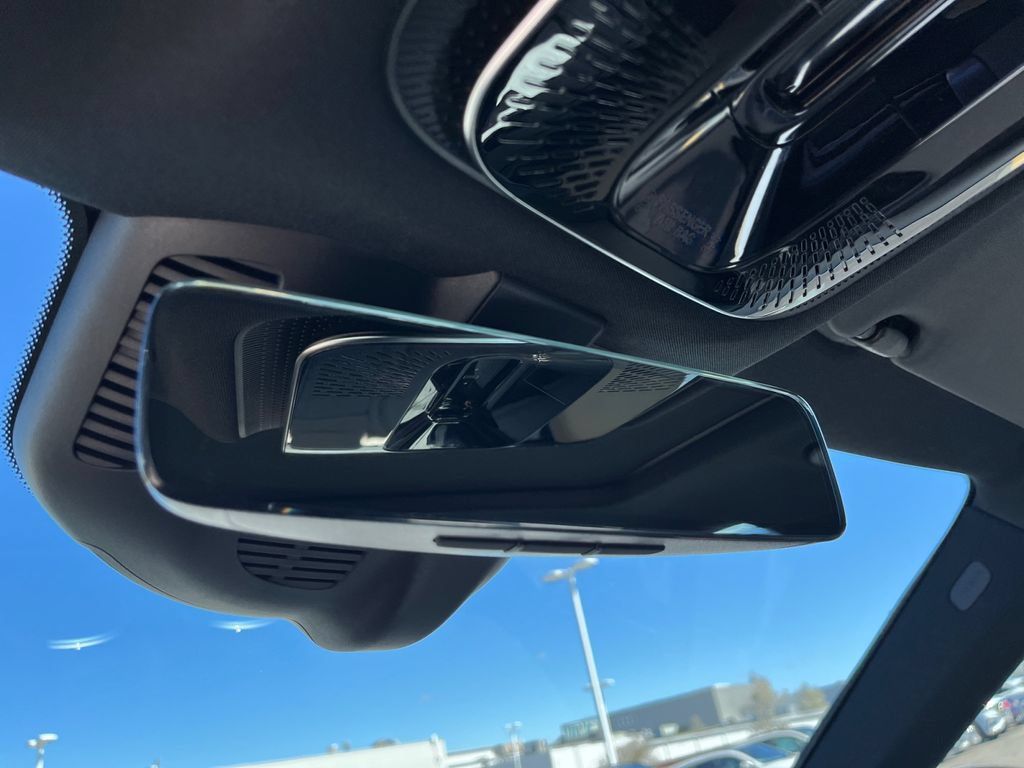 Certified 2023 Mercedes-Benz C 300 4MATIC Sedan image 24