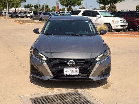 Certified 2025 Nissan Altima 2.5 S FWD image 5
