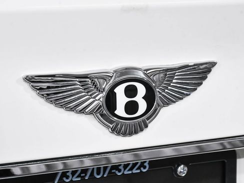 Used 2019 Bentley Bentayga AWD/4WD image 79