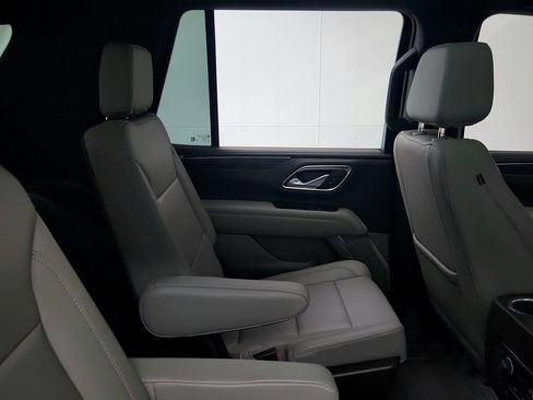 Used 2023 Chevrolet Tahoe LT w/ Luxury Package AWD/4WD image 28