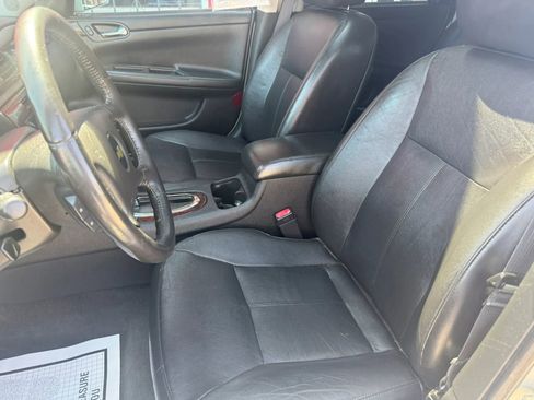 Used 2014 Chevrolet Impala LTZ FWD image 9