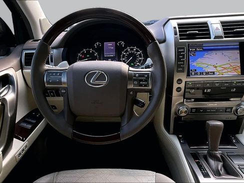 Used 2014 Lexus GX 460 w/ Premium Package AWD/4WD image 5