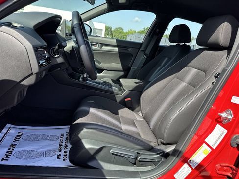 Used 2025 Honda Civic Sport image 17