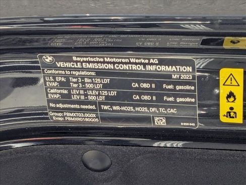 Used 2023 BMW X5 xDrive40i w/ Premium Package image 25