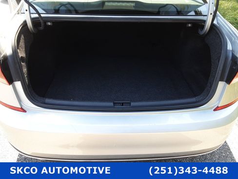 Used 2020 Volkswagen Passat 2.0T SE image 21