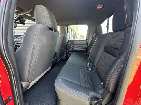Used 2026 Nissan Frontier PRO-4X AWD/4WD image 15