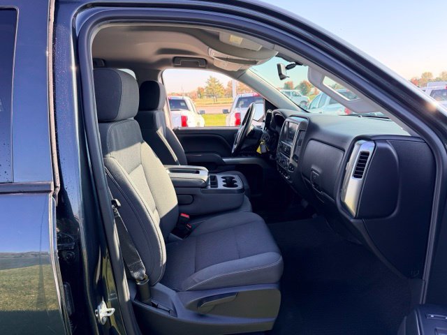 Used 2018 Chevrolet Silverado 1500 LT w/ All Star Edition AWD/4WD image 11