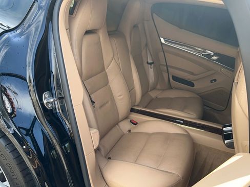 Used 2012 Porsche Panamera 4 image 14