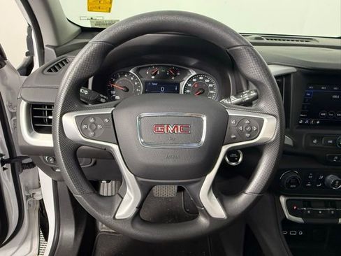 Used 2022 GMC Terrain SLE w/ Driver Convenience Package image 18
