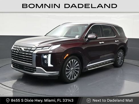 Used 2024 Hyundai Palisade Calligraphy image 1