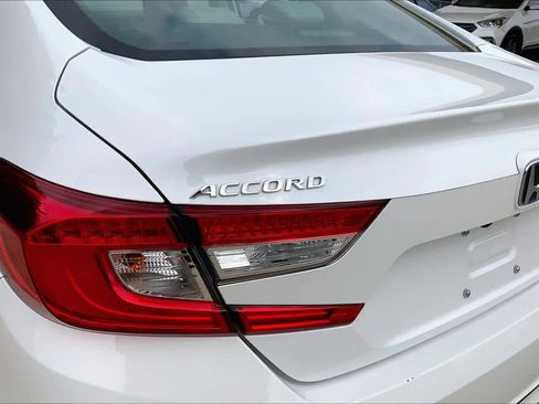 Used 2021 Honda Accord Touring image 33