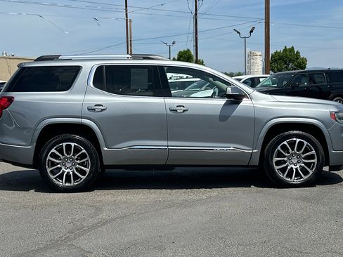 Used 2023 GMC Acadia Denali FWD image 3