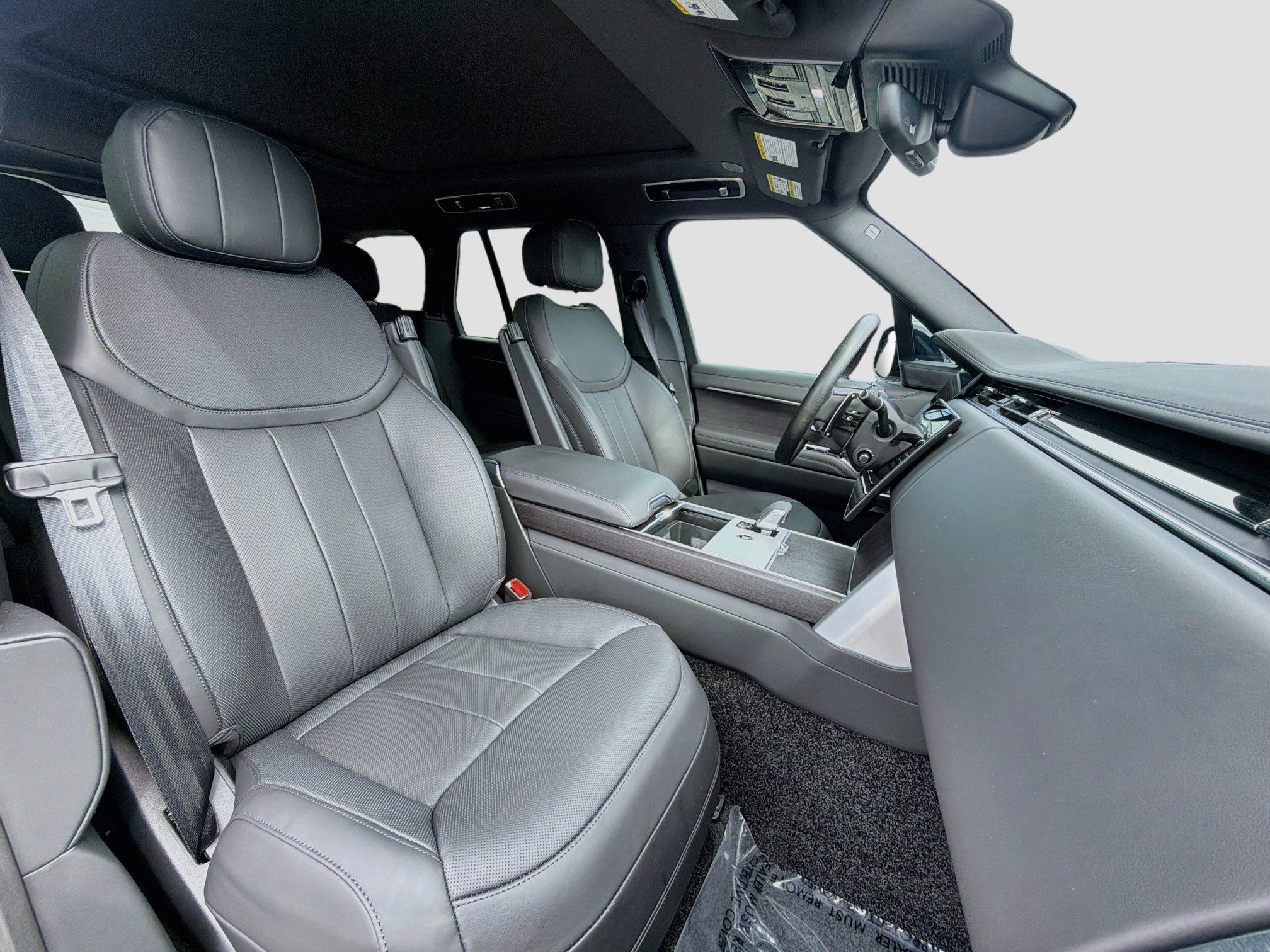 Used 2026 Land Rover Range Rover SE AWD/4WD image 16