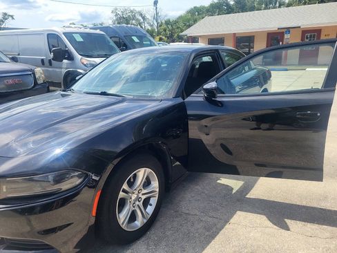 Used 2022 Dodge Charger SXT RWD image 50