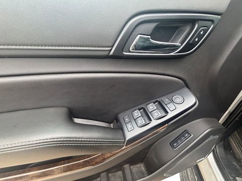 Used 2020 Chevrolet Tahoe LT image 31