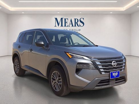 Used 2024 Nissan Rogue S FWD image 7