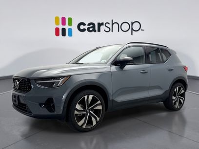 Used 2023 Volvo XC40 B5 Plus w/ Protection Package Premier