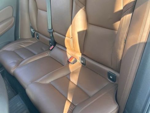 Used 2024 Volvo XC60 B5 Ultimate w/ Protection Package Premier image 3