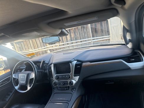 Used 2020 GMC Yukon XL Denali w/ Open Road Package image 12