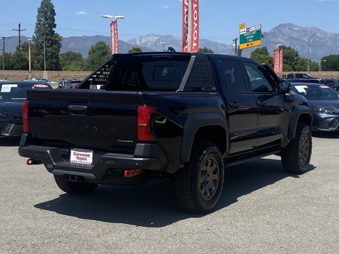 Certified 2026 Toyota Tacoma 4x4 Double Cab Hybrid image 40