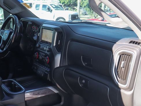 Used 2021 Chevrolet Silverado 2500 LTZ w/ LTZ Convenience Package AWD/4WD image 50
