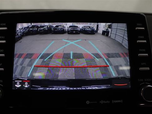 Used 2021 Toyota Avalon XSE image 26