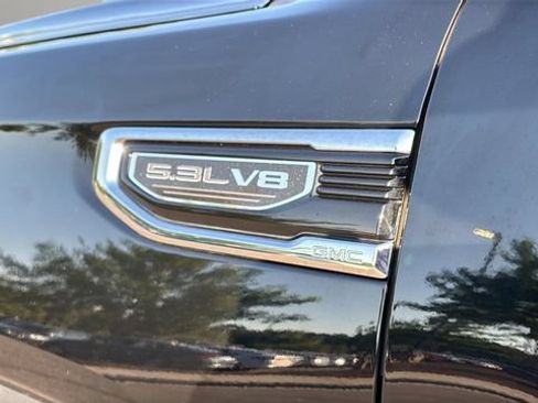 Used 2025 GMC Sierra 1500 SLT AWD/4WD image 38