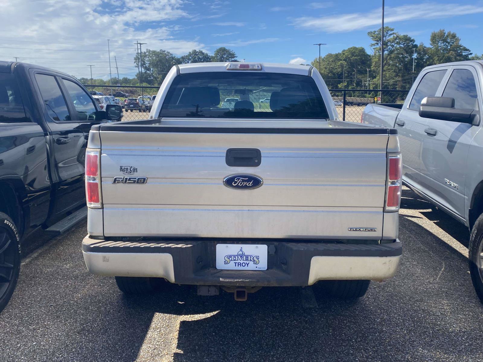 Used 2014 Ford F150 STX w/ Equipment Group 201A Mid AWD/4WD image 4
