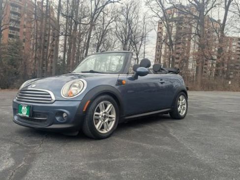 Used 2011 MINI Cooper Convertible image 19