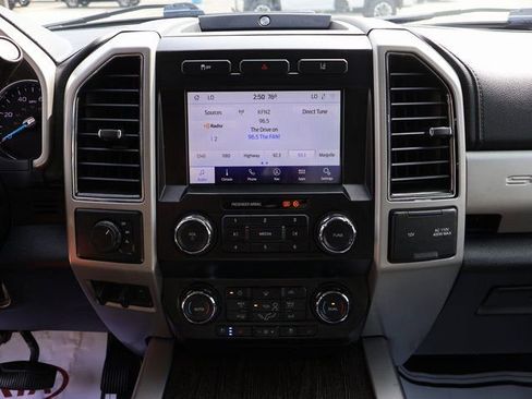 Used 2020 Ford F250 Lariat w/ Lariat Value Package AWD/4WD image 27