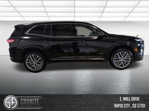 New 2026 Buick Enclave Avenir w/ Super Cruise Package AWD/4WD image 6
