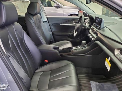 New 2025 Acura Integra image 14