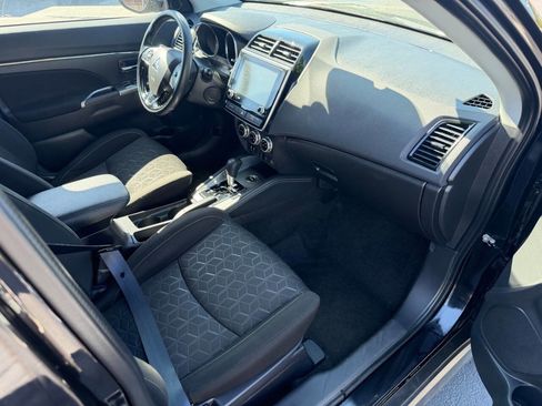 Used 2021 Mitsubishi Outlander Sport SE AWD/4WD image 25