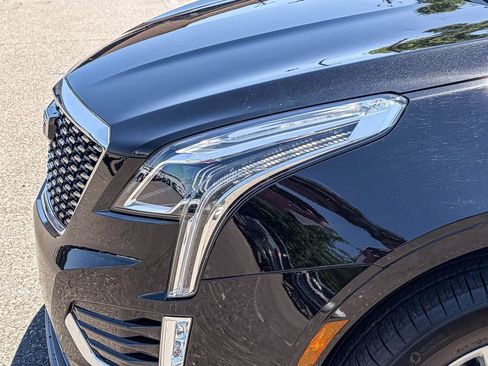 Certified 2024 Cadillac XT5 Luxury FWD image 7