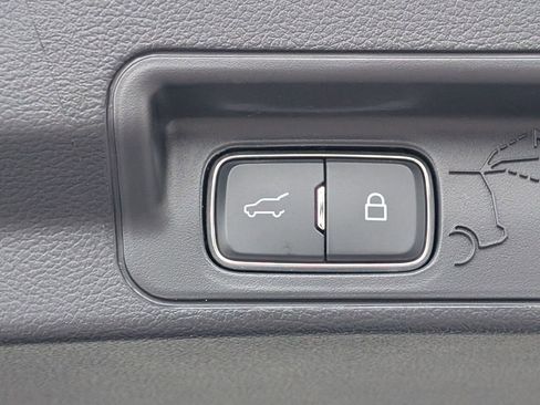 New 2025 Ford Explorer Active w/ Active Comfort Package image 21