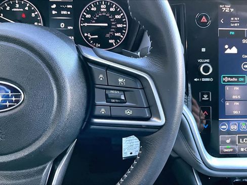 Used 2024 Subaru Outback Premium AWD/4WD image 26