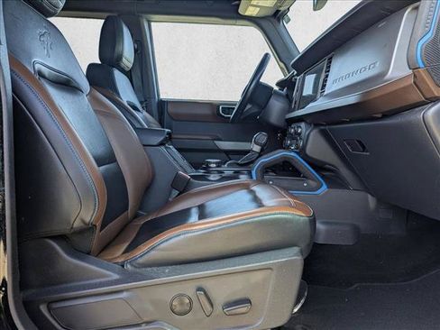 Used 2023 Ford Bronco Outer Banks AWD/4WD image 16