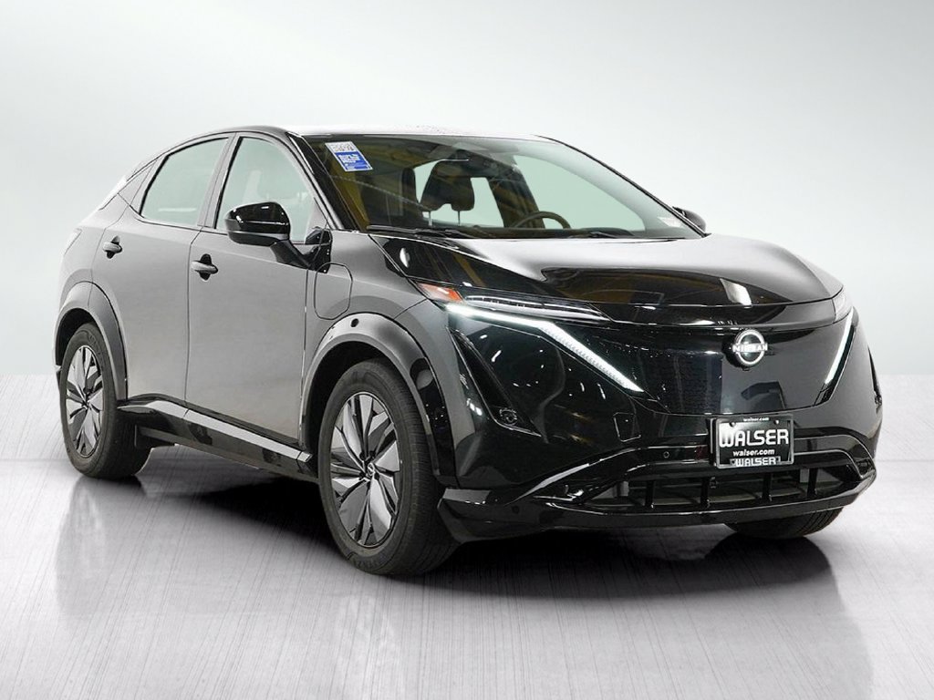 Used 2024 Nissan Ariya AWD image 7