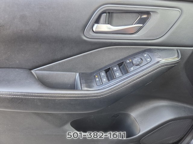 Used 2024 Nissan Rogue SV AWD/4WD image 32
