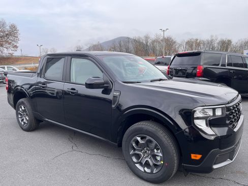 New 2025 Ford Maverick XLT w/ Equipment Group 301A image 27