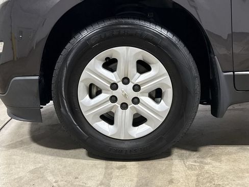 Used 2015 Chevrolet Traverse LS FWD image 27
