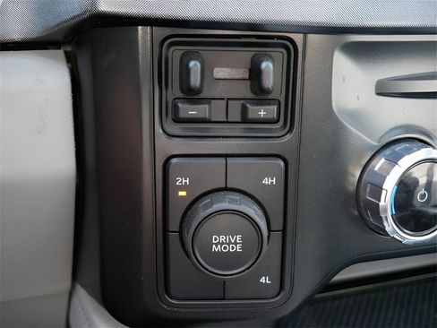 Used 2024 Ford F450 Limited w/ FX4 Off-Road Package image 21